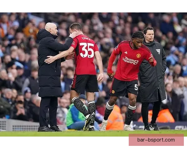 曼联前锋霍伊伦德梅开二度助球队逆转西汉姆联全取三分